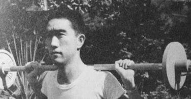 Yukio Mishima, Vie à vendre