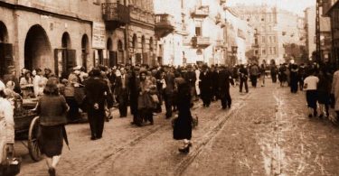 Smotshè. Biographie d’une rue juive de Varsovie, de Benny Mer