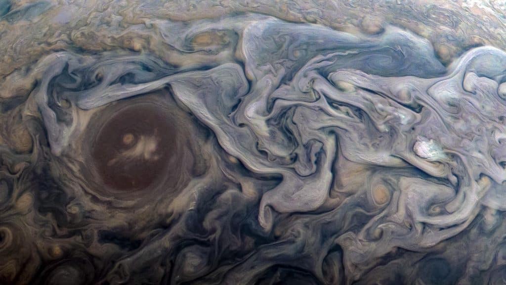 Tempêtes dans l'hémisphère nord de Jupiter, photographiées par la sonde Juno