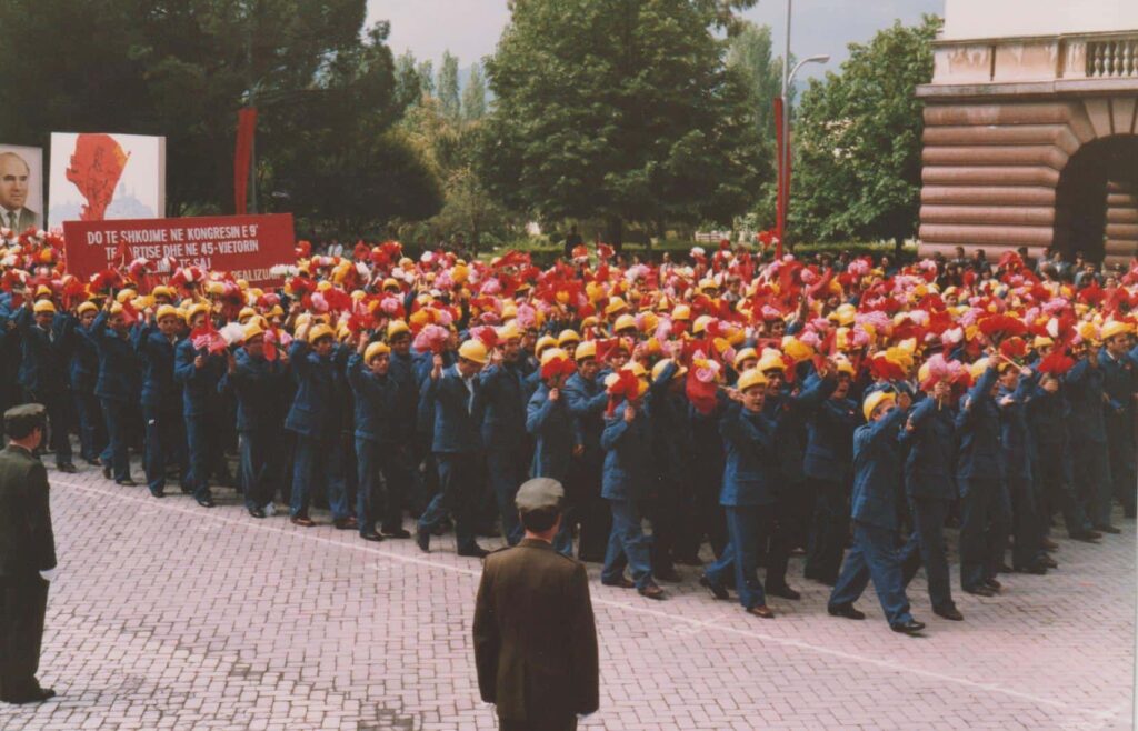 Bertrand Le Gendre, Enver Hoxha, Albanie, les années rouges (1944-1991)